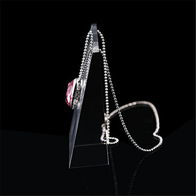 Attractive Luxury Acrylic Counter Top Jewelry Display Sets Easy Clean