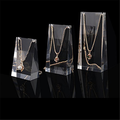 Attractive Luxury Acrylic Counter Top Jewelry Display Sets Easy Clean