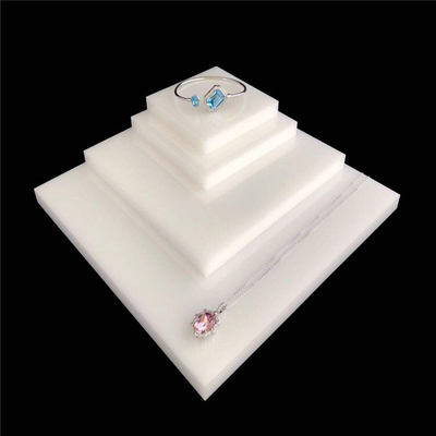 Modern Fashion Desktop Acrylic Jewelry Display Necklace Stands Blocks