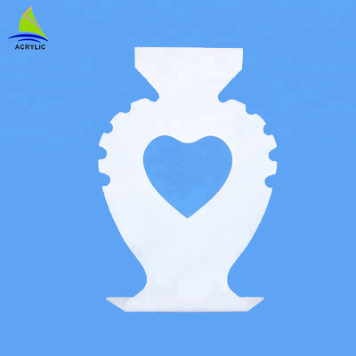 2018 Online Retail Heart-Shaped Acrylic Necklace Jewelry Displays
