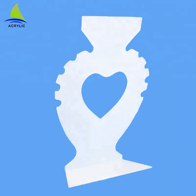 2018 Online Retail Heart-Shaped Acrylic Necklace Jewelry Displays