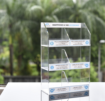 High Gloss Acrylic Shop Display Acrylic Cell Phone Accessory Display 3mm Thickness
